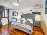 Comfort room with city view