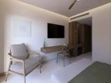 Deluxe room with pool view