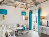 Suite seafront
