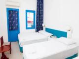 Standard Triple room with sea view