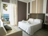 Standard Quadruple room with sea view