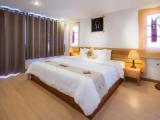 Deluxe room with garden view