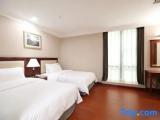 Deluxe Twin Suite
