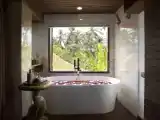 2 Bedrooms Villa with balcony