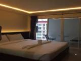 2 Bedrooms Standard Family room