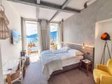 Standard Double room with balcony and with lake view