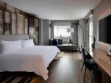 Standard room with city view