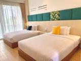 Standard Twin room with balcony