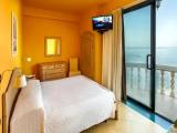Double room with balcony and with sea view