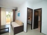 1 Bedroom Apartment with garden view