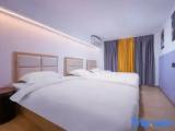 Standard Quintuple room