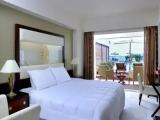 Suite with pool view