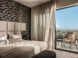 Executive Suite with balcony and with sunset view