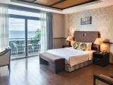 Suite with balcony