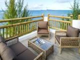2 Bedrooms Villa