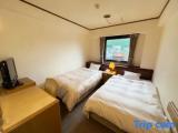 Economy Twin room with mountain view