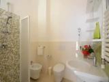 Standard Triple room with sea view