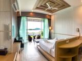 Deluxe room with sea view
