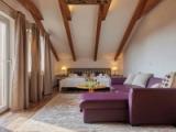 Standard Triple room with city view
