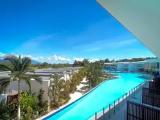 2 Bedrooms Apartment with pool view