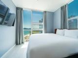 Double room with half ocean view
