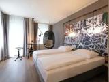 Standard room with balcony