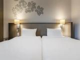 Superior room with city view