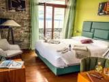 Superior Double room with balcony and with lake view