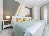Deluxe Triple room with balcony and with pool view