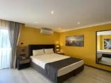 Classic Triple room with sea view