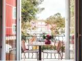 Standard room with balcony and with city view
