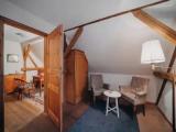 Family Studio with courtyard view