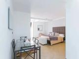 2 Bedrooms Suite with balcony