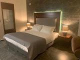Deluxe Triple room with city view