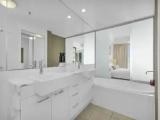 2 Bedrooms Apartment with balcony and beachfront