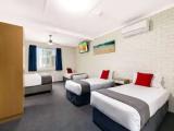 Standard Quintuple room