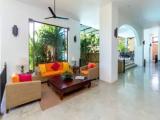 Single Suite with courtyard view