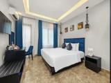 2 Bedrooms Standard Family room with balcony