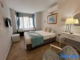 Superior Quadruple room with city view