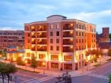 1 Bedroom Double Suite with balcony and with city view
