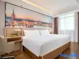 Deluxe Single Suite