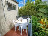 Standard Quadruple room with garden view