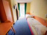 Standard Twin room with balcony