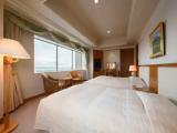 Royal Quadruple Suite with sea view