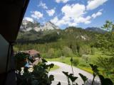 Comfort room with mountain view