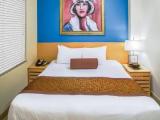 2 Bedrooms Suite