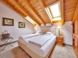 2 Bedrooms Deluxe Suite with mountain view