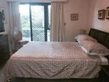 2 Bedrooms Basement Apartment with garden view