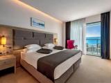 Deluxe room with sea view