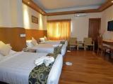 Deluxe Triple room with balcony